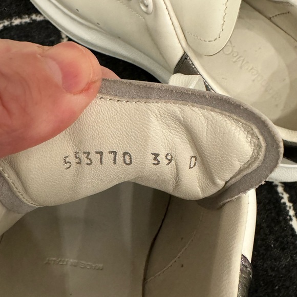 Authentic WOMENS Alexander McQueen Sneakers 39 (8-8.5us) - Picture 7 of 8